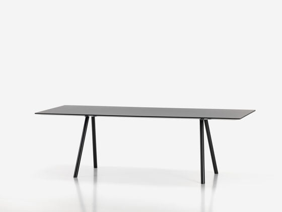 Vitra A-table